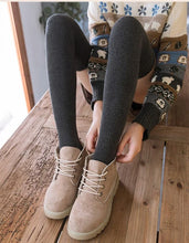Last inn bildet i Galleri-visningsprogrammet, Knee Socks