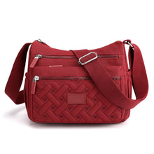 Last inn bildet i Galleri-visningsprogrammet, Nylon skulderveske