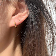 Last inn bildet i Galleri-visningsprogrammet, Minimalistiske Twist Wrap Crawler Climber Cuff øredobber