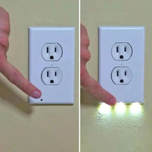 Last inn bildet i Galleri-visningsprogrammet, Outlet Wall Plate With Night Lights