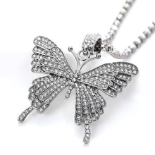 Last inn bildet i Galleri-visningsprogrammet, Crystal Pave Butterfly anheng halskjede