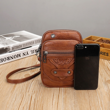Last inn bildet i Galleri-visningsprogrammet, Klassisk mini crossbody-veske