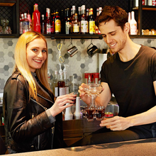 Last inn bildet i Galleri-visningsprogrammet, 6 Shot Glass Dispenser og holder