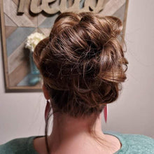 Last inn bildet i Galleri-visningsprogrammet, Messy Bun Hairpin