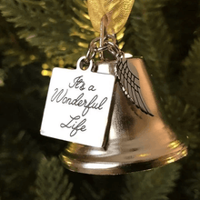Last inn bildet i Galleri-visningsprogrammet, Englevinge Bjelle ornament
