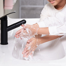 Last inn bildet i Galleri-visningsprogrammet, Children's hand washing sensor
