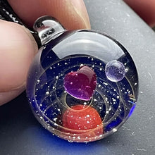 Last inn bildet i Galleri-visningsprogrammet, Kosmisk stjerneklart halskjede med glassperler
