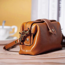 Last inn bildet i Galleri-visningsprogrammet, Mini skulderveske i vintage stil