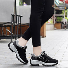 Last inn bildet i Galleri-visningsprogrammet, Wear-resistant hiking shoes