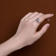 Last inn bildet i Galleri-visningsprogrammet, Buddhist Tibetan Prayer Wheel Ring OM Mantra Lotus Floral Ring