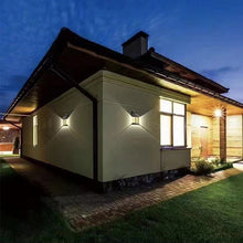 Last inn bildet i Galleri-visningsprogrammet, Solar Tungsten Vegglampe