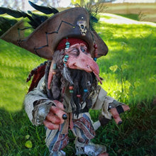 Last inn bildet i Galleri-visningsprogrammet, Garden Protector Goblin
