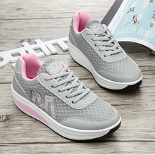 Last inn bildet i Galleri-visningsprogrammet, Mesh rocking shoes