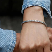 Last inn bildet i Galleri-visningsprogrammet, Auspicious Totem Ethnic Bracelet