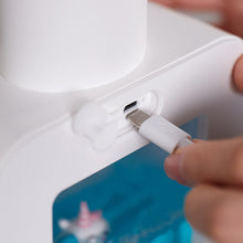 Last inn bildet i Galleri-visningsprogrammet, Children's hand washing sensor