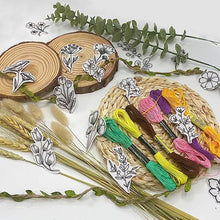 Last inn bildet i Galleri-visningsprogrammet, Broderitrykt papirsett