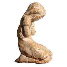 Last inn bildet i Galleri-visningsprogrammet, Sweet Hour of Prayer Inspirerende skulptur av kvinne som ber