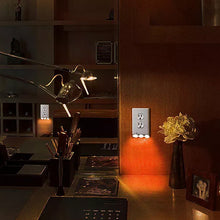 Last inn bildet i Galleri-visningsprogrammet, Outlet Wall Plate With Night Lights

