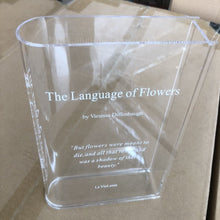 Last inn bildet i Galleri-visningsprogrammet, Bokform akrylvase
