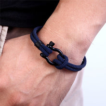 Last inn bildet i Galleri-visningsprogrammet, Flettet-tau armbånd med nautisk design
