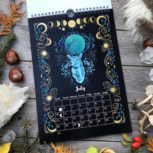 Last inn bildet i Galleri-visningsprogrammet, 2023 Dark Forest Månekalender Mystiske dyrs kalender
