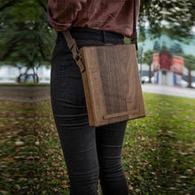 Last inn bildet i Galleri-visningsprogrammet, A5 Forfattere Messenger Boks i Tre
