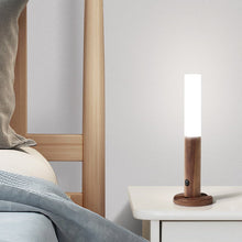 Last inn bildet i Galleri-visningsprogrammet, 360° roterbar LED-vegglampe i tre
