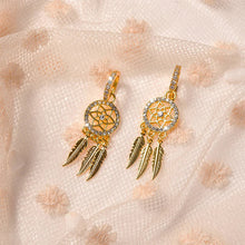 Last inn bildet i Galleri-visningsprogrammet, Dreamcatcher Crystal Charm øredobber
