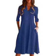 Last inn bildet i Galleri-visningsprogrammet, V-hals ensfarget kjole med midtermer
