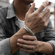 Last inn bildet i Galleri-visningsprogrammet, Vintage Feather Bracelet
