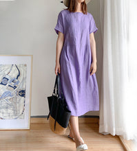 Last inn bildet i Galleri-visningsprogrammet, Ensfarget løs kortermet kjole
