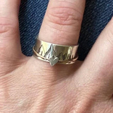 Last inn bildet i Galleri-visningsprogrammet, Ring med fortsett å klatre design
