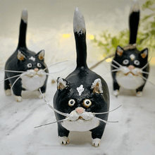 Last inn bildet i Galleri-visningsprogrammet, Kitty miniatyrskulptur
