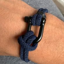Last inn bildet i Galleri-visningsprogrammet, U-formet spenne nylon flettet armbånd
