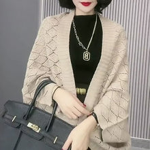 Last inn bildet i Galleri-visningsprogrammet, Hollow Out Knitted Shawl
