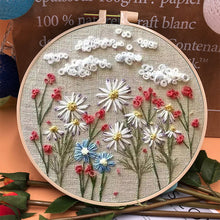 Last inn bildet i Galleri-visningsprogrammet, Blomstersett for broderibøyler for nybegynnere
