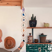 Last inn bildet i Galleri-visningsprogrammet, Raw Crystal 7 Chakra Gemstone Veggdekor
