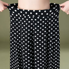Last inn bildet i Galleri-visningsprogrammet, Svarte polkaprikkede chiffon-culottes
