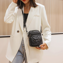 Last inn bildet i Galleri-visningsprogrammet, Klassisk mini crossbody-veske
