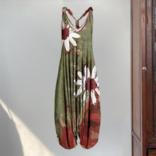 Last inn bildet i Galleri-visningsprogrammet, Women Summer Pattern Sleeveless Harem Jumpsuit
