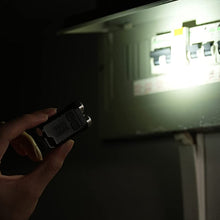 Last inn bildet i Galleri-visningsprogrammet, Magnetisk mini nøkkelring lommelykt
