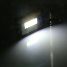 Last inn bildet i Galleri-visningsprogrammet, Mini LED lommelykt-nøkkelknippe
