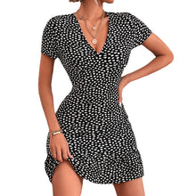 Last inn bildet i Galleri-visningsprogrammet, Polka Dot &amp; Floral Printed V Neck Casual Dress
